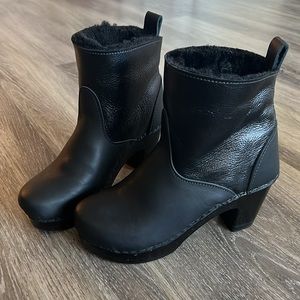 No. 6 Double Black Aviator High Heeled Shearling Clog Boots, Size 39